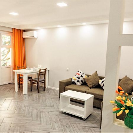 Apartment "B" With A Separate Bedroom Tbilisi Zewnętrze zdjęcie